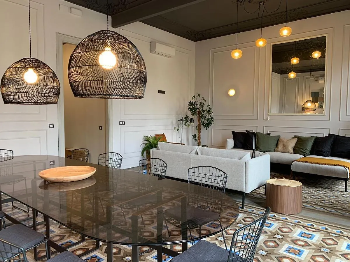 You Stylish Paseo De Gracia Apartments location